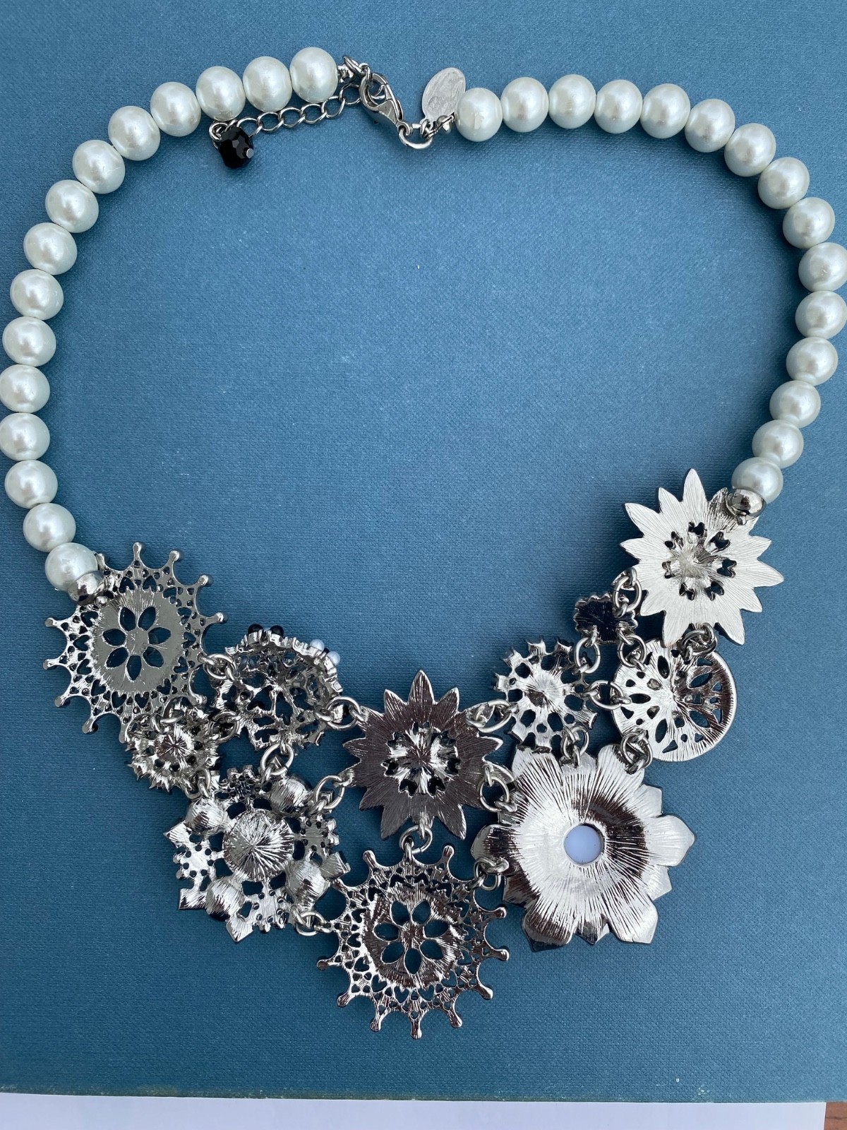 Necklace White House Black Market Silver Tone Floral