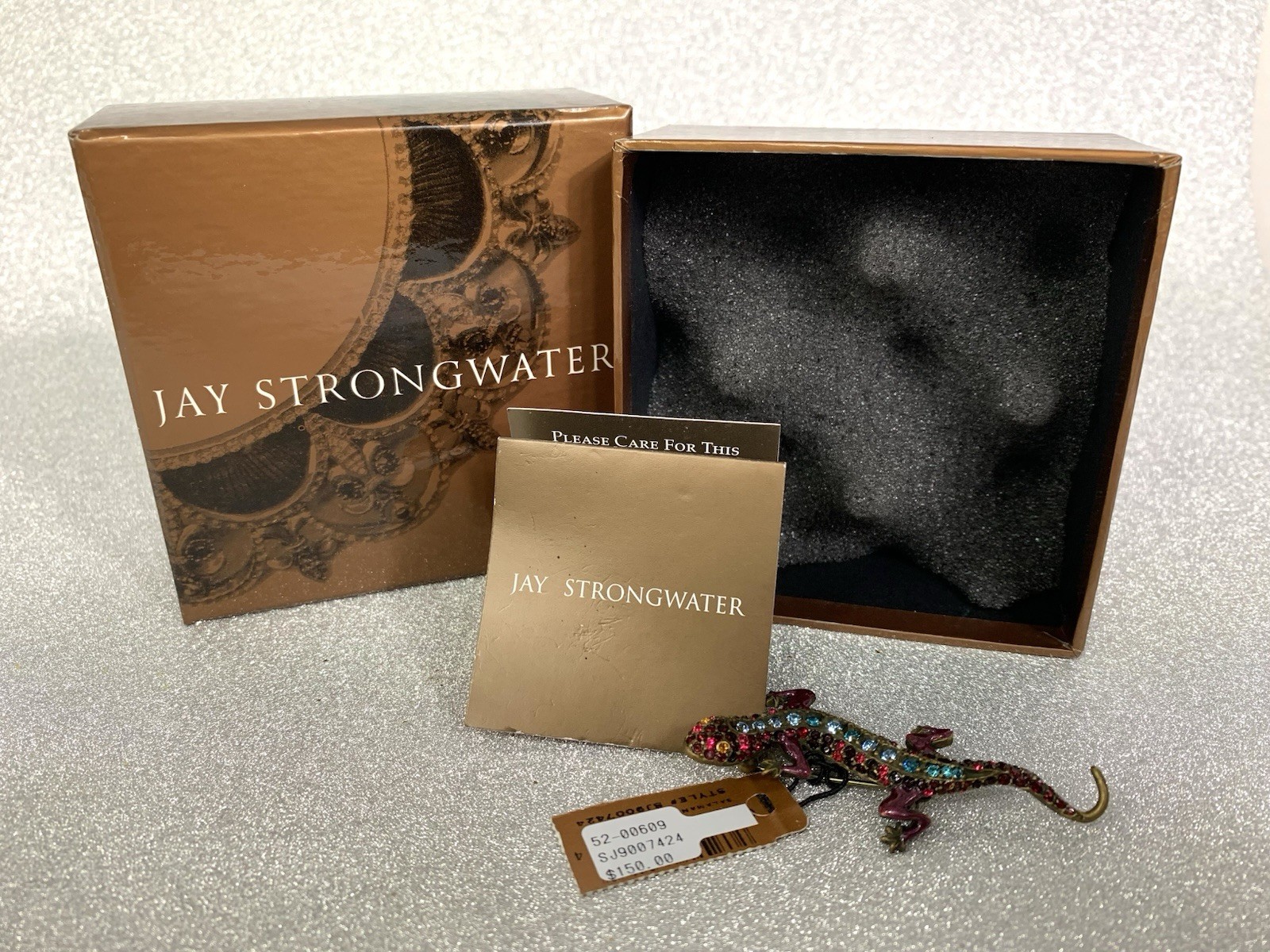 Jay Strongwater Lizard Salamander Blue & Red Crystal Stone Brooch Pin Box & Tag