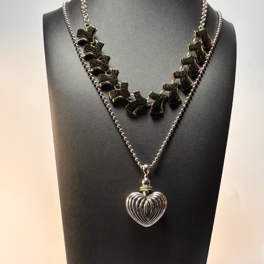 Necklace Set Vintage Silver Gold Heart Pendant Black Glitter Lucite Links