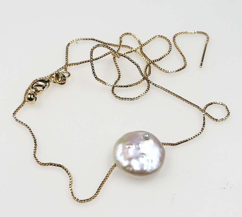 Pulchritude 16.0 mm Sea White Coin Baroque Pearl Pendant 20inch adjustable