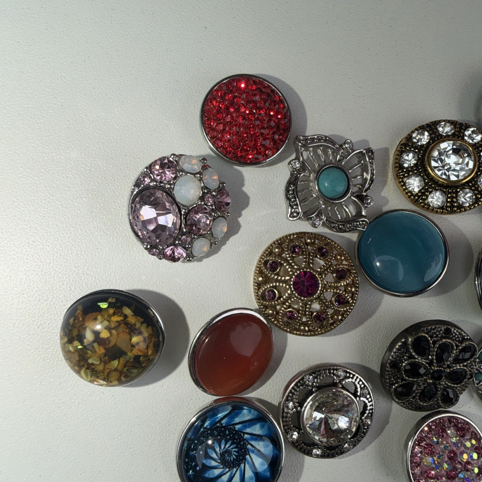Lot 20 Snap Jewelry 18 20MM Gingersnaps Charm Ginger Snap Button