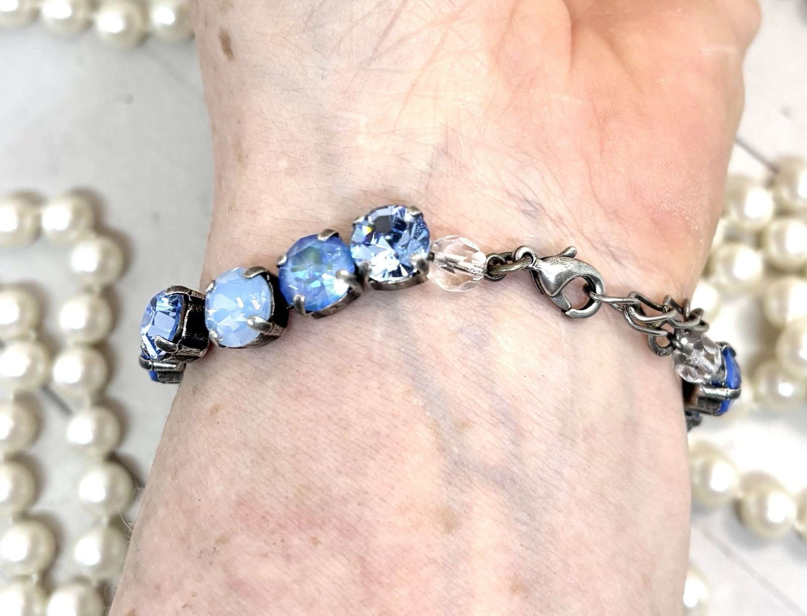 Antique Silver Plated Ocean Blue Delite Crystal Tennis Cup Chain Bracelet