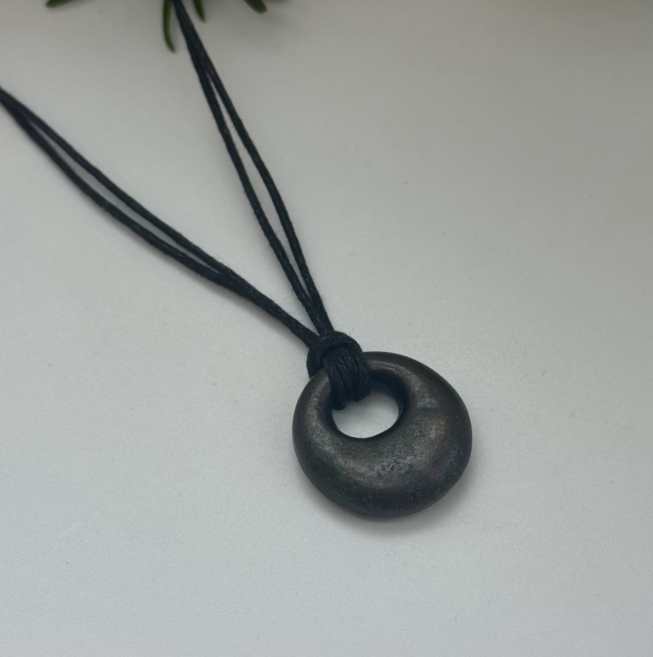 Unisex Stone Pendant Necklace Metal Round Circle Ring Donut On Cord