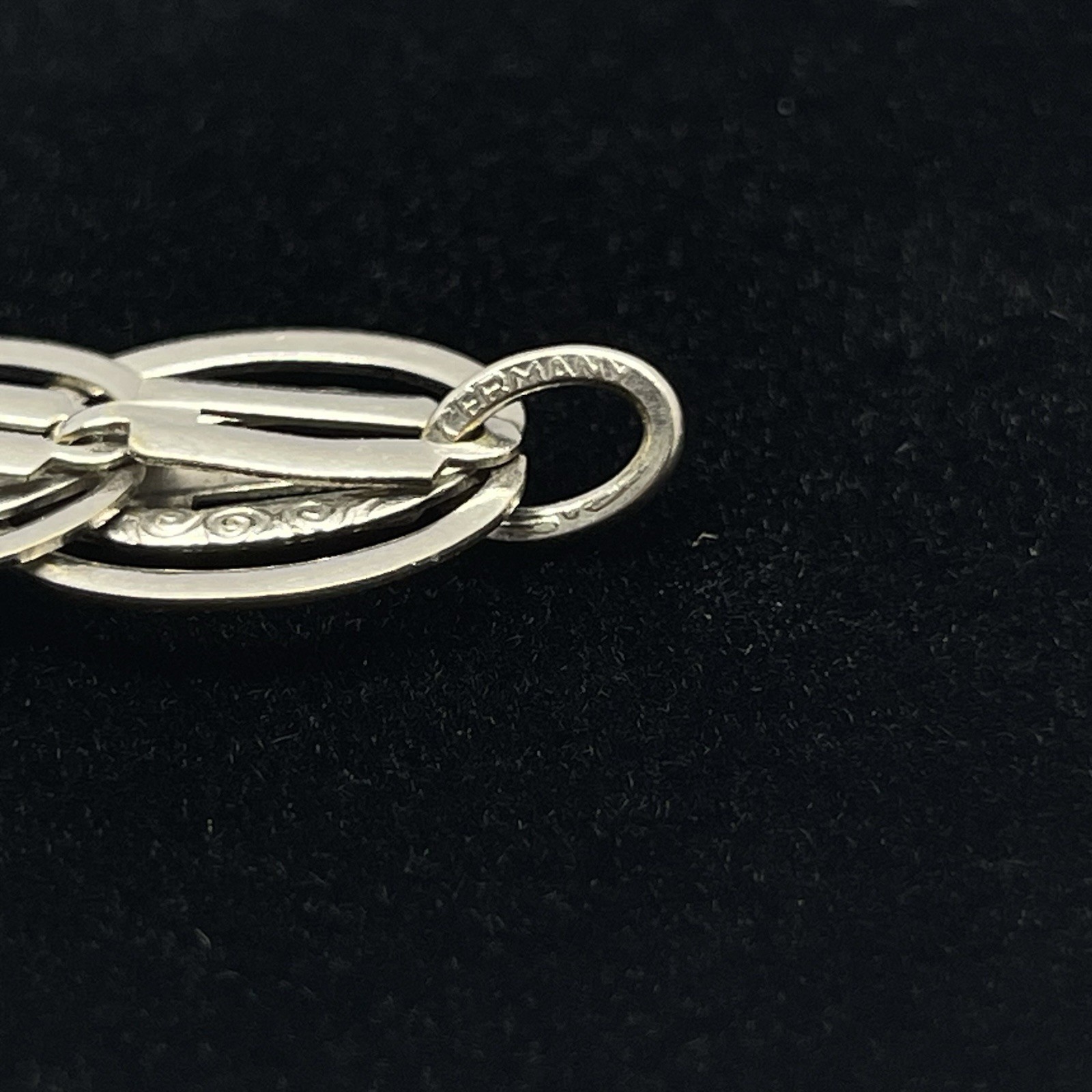 Vtg. Silver‑Tone Double Row Oval Link Necklace with Bar Links 16″ -Germany