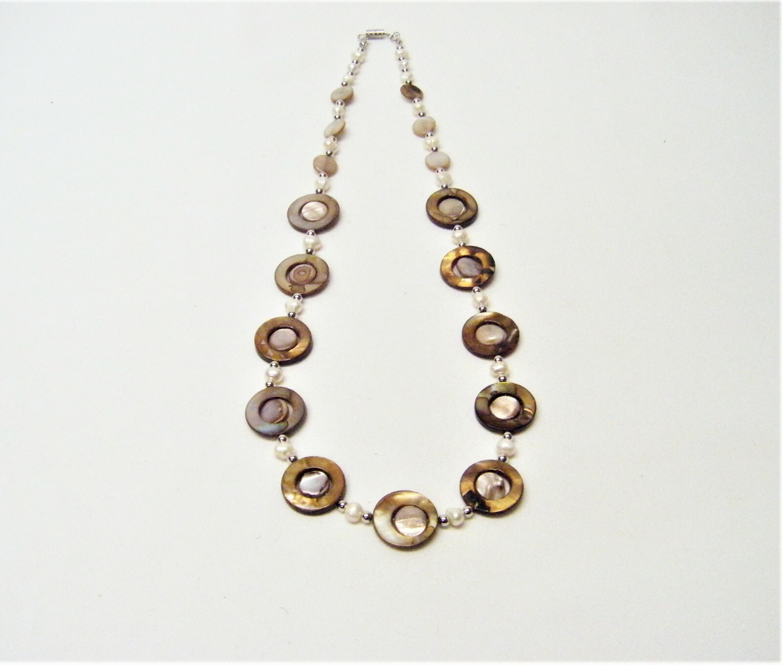 Greyish Taupe Round Loop Shell w/White Freshwater Peal Necklace/Bracelet/Earring