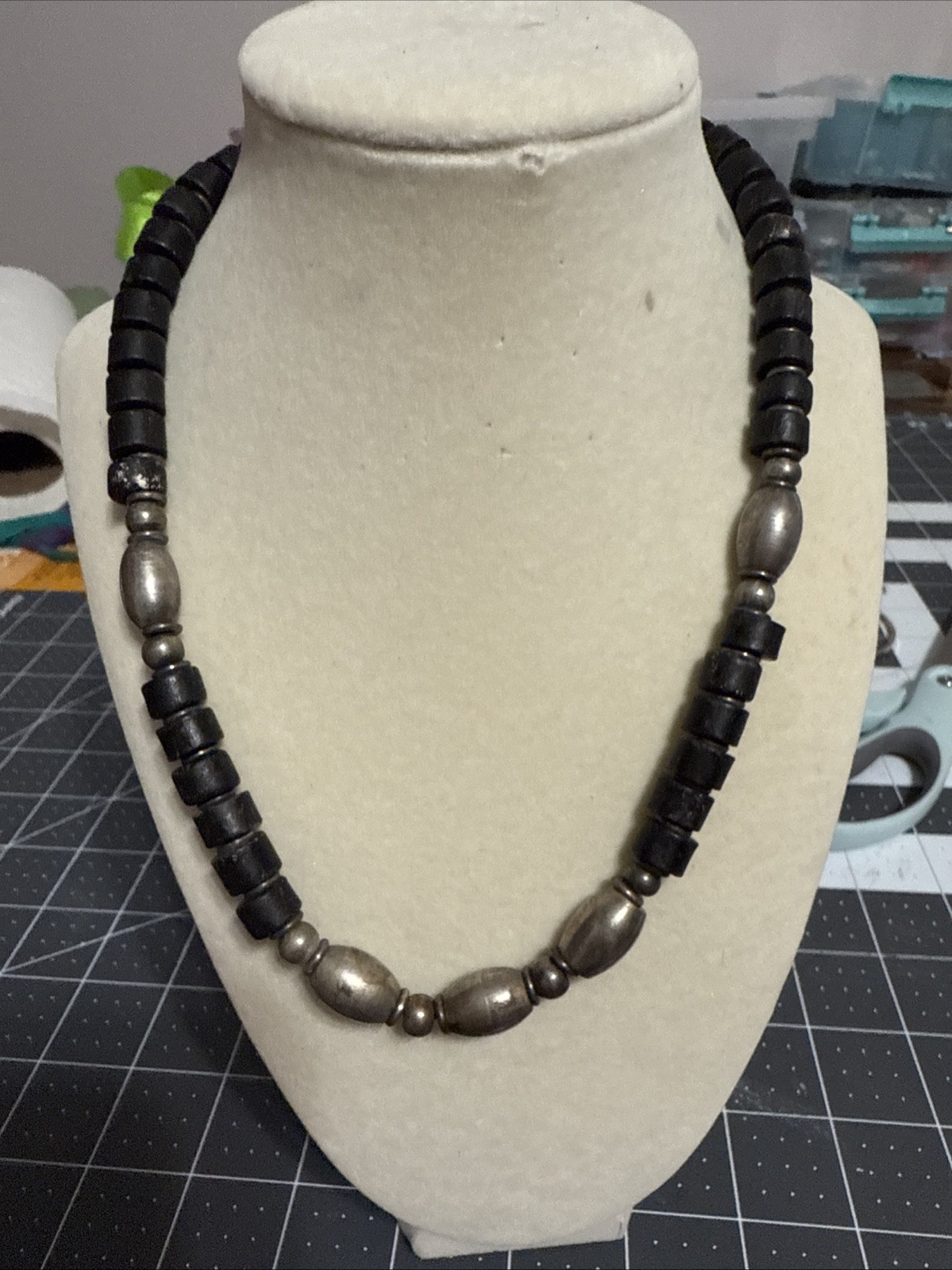 Mens heavy silver toned with black square beads modern. 18 inches.