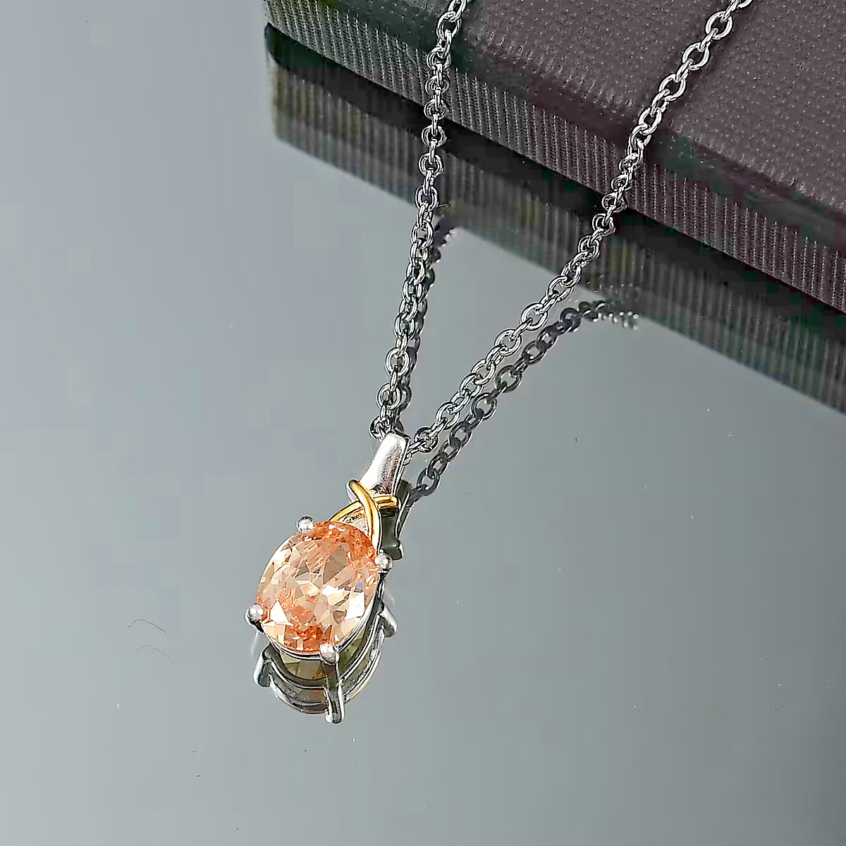 Oval Champagne CZ Pendant 14K YG over Sterling Silver 3.00ctw w/ 20″ Chain NEW