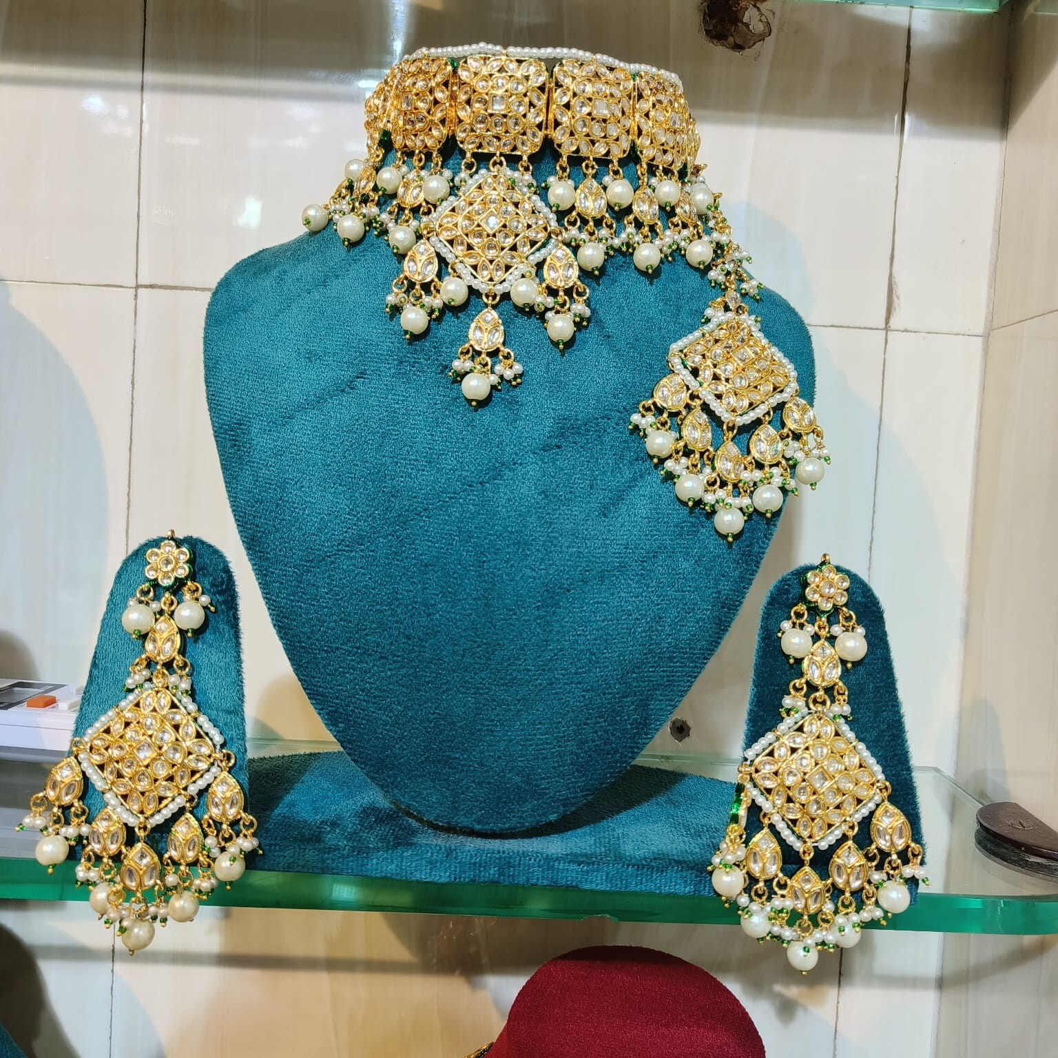 Indian Bollywood Gold Plated Square Choker Long Earrings Necklace Set .