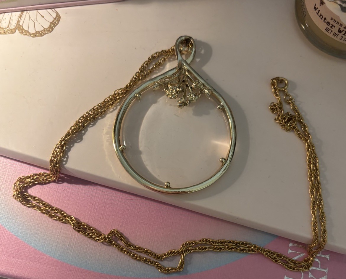 Vintage Magnifying Glass Gold Tone Floral Necklace with Extra Rhinestone Chain