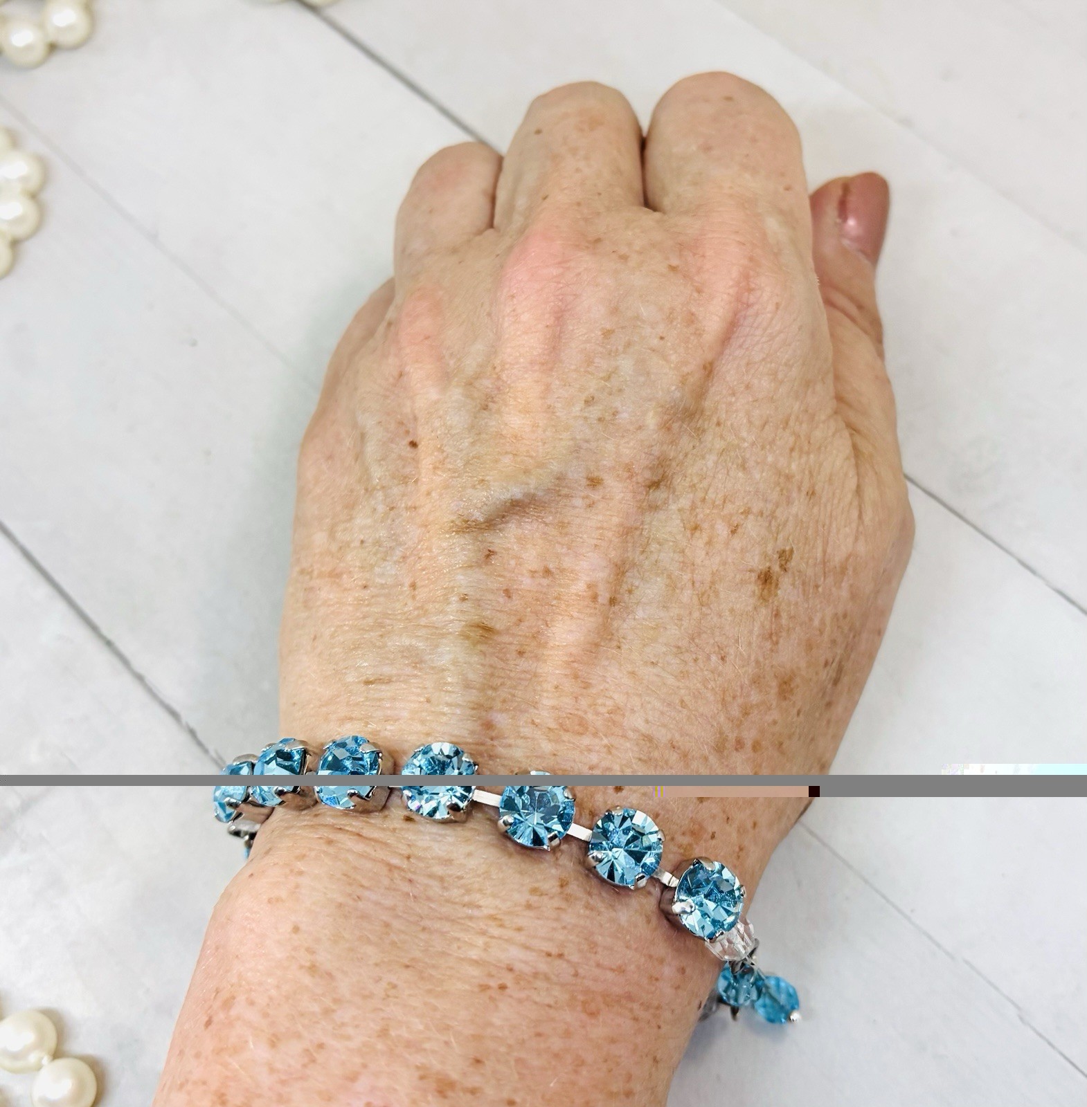 8mm Shiny Silver Plated Beaded Aquamarine Tennis Cup Chain Bracelet
