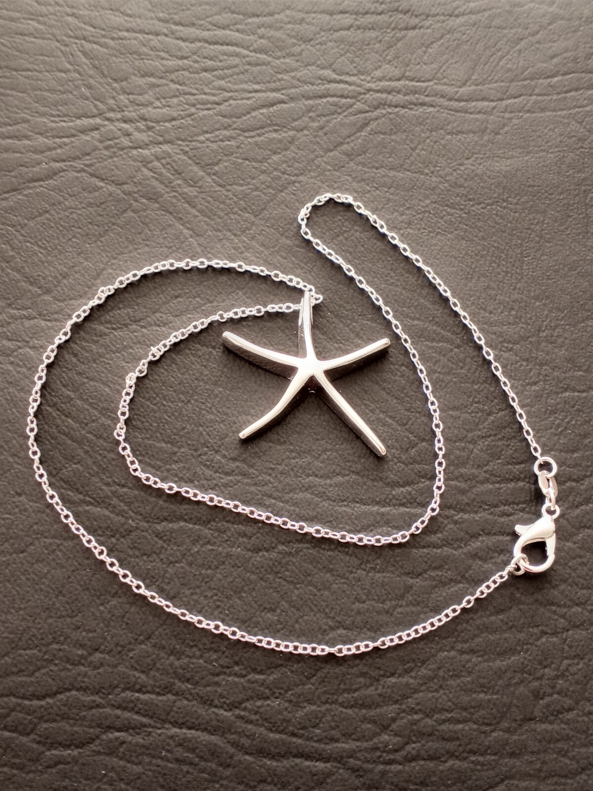 BEAUTIFUL NEW STARFISH NECKLACE 925 SILVER PLATED ON 18″ SILVER CHAIN (style#26)