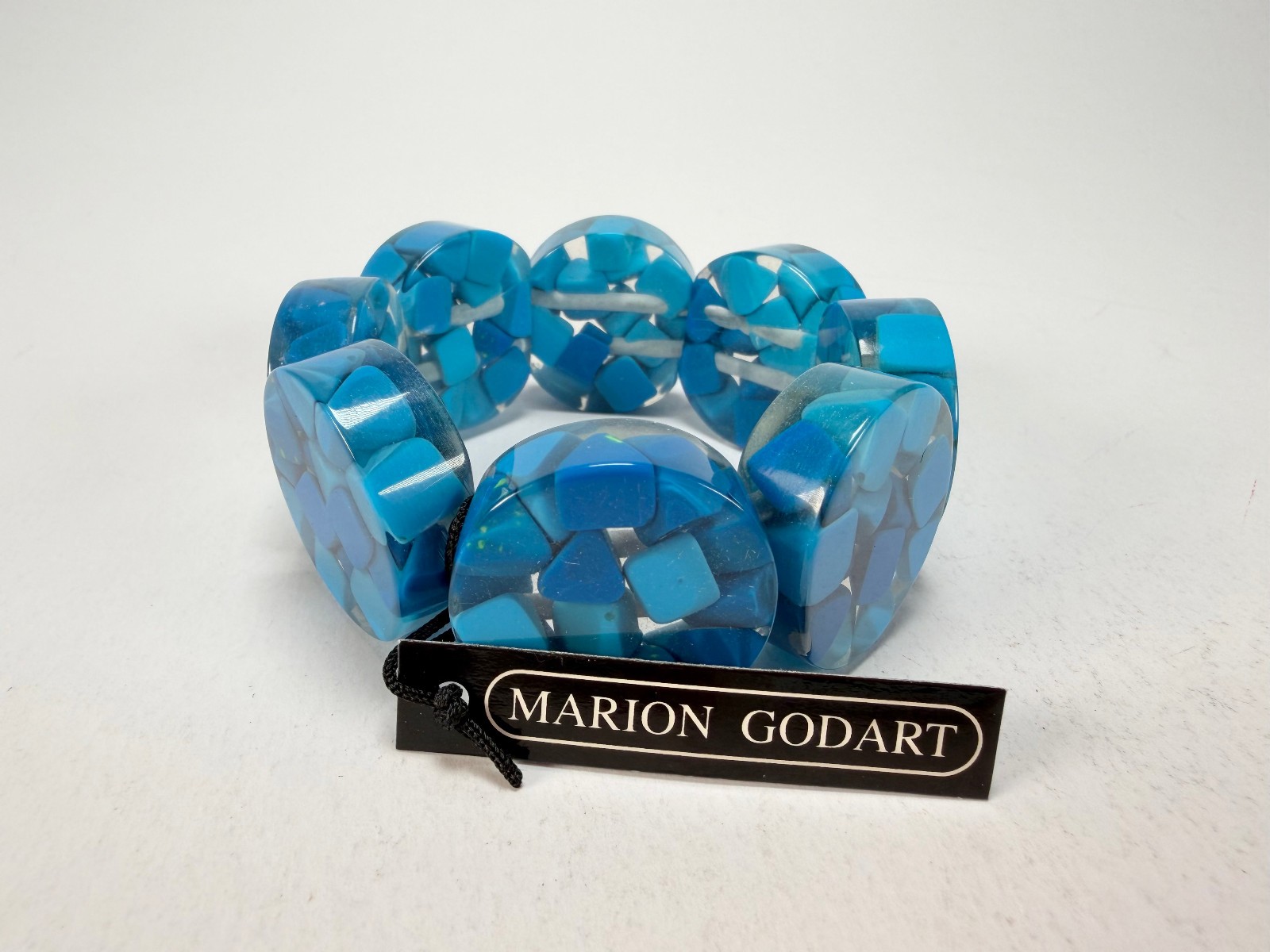 Marion Godart – Confetti “Cylindre” Blue Mix Elasticated Cylinder Resin Bracelet