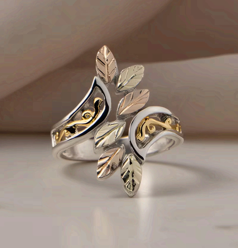 Tri-Color Leaf Surgical Steel Statement Ring