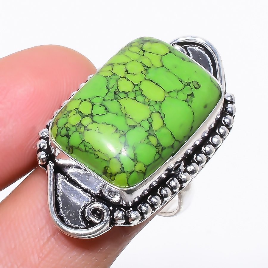Jewelry Green Turquoise Gemstone 925 Sterling Silver Ring Size 7.5 V990