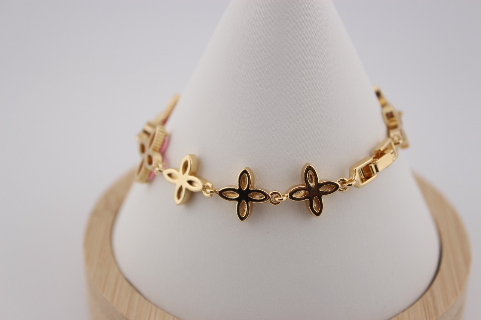 Lot 3 gold plate stainless steel and glass bracelets 7.25-7.75″ extenders includ