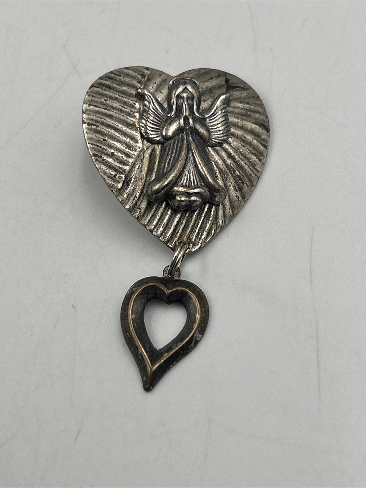 Silver-Tone Angel Heart Earrings Women’s Dangle Drop 3D