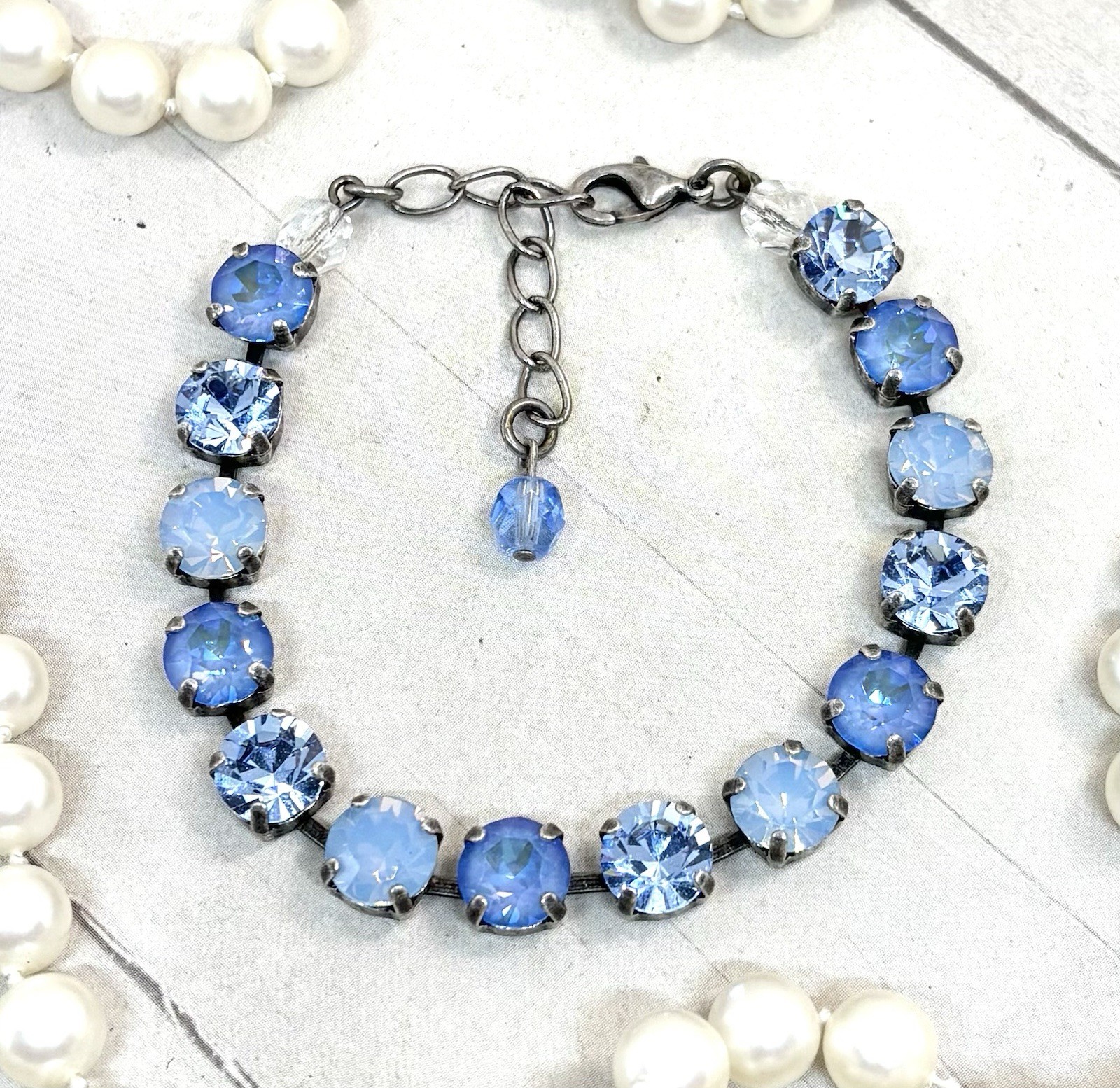 Antique Silver Plated Ocean Blue Delite Crystal Tennis Cup Chain Bracelet