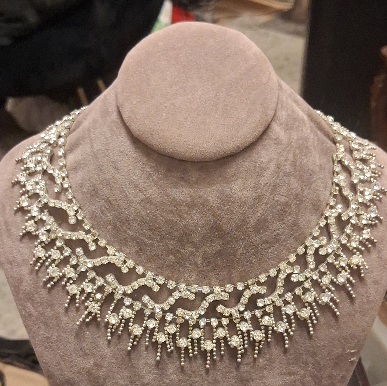Silver Tone Clear Crystal Rhinestone Bib Fringe Necklace Adjustable Lobster
