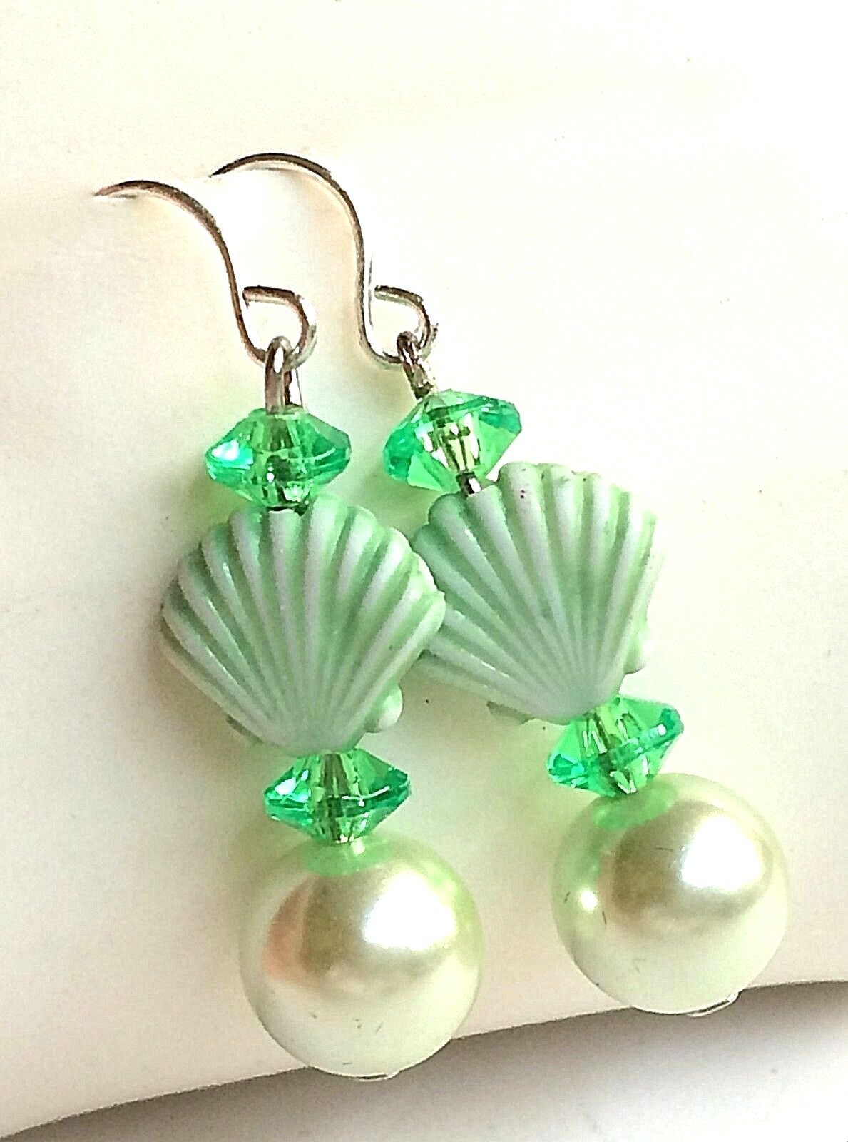 Pearl Scallop Shell Earrings Sea Life Beach Island Hawaiian Green Silver Plated
