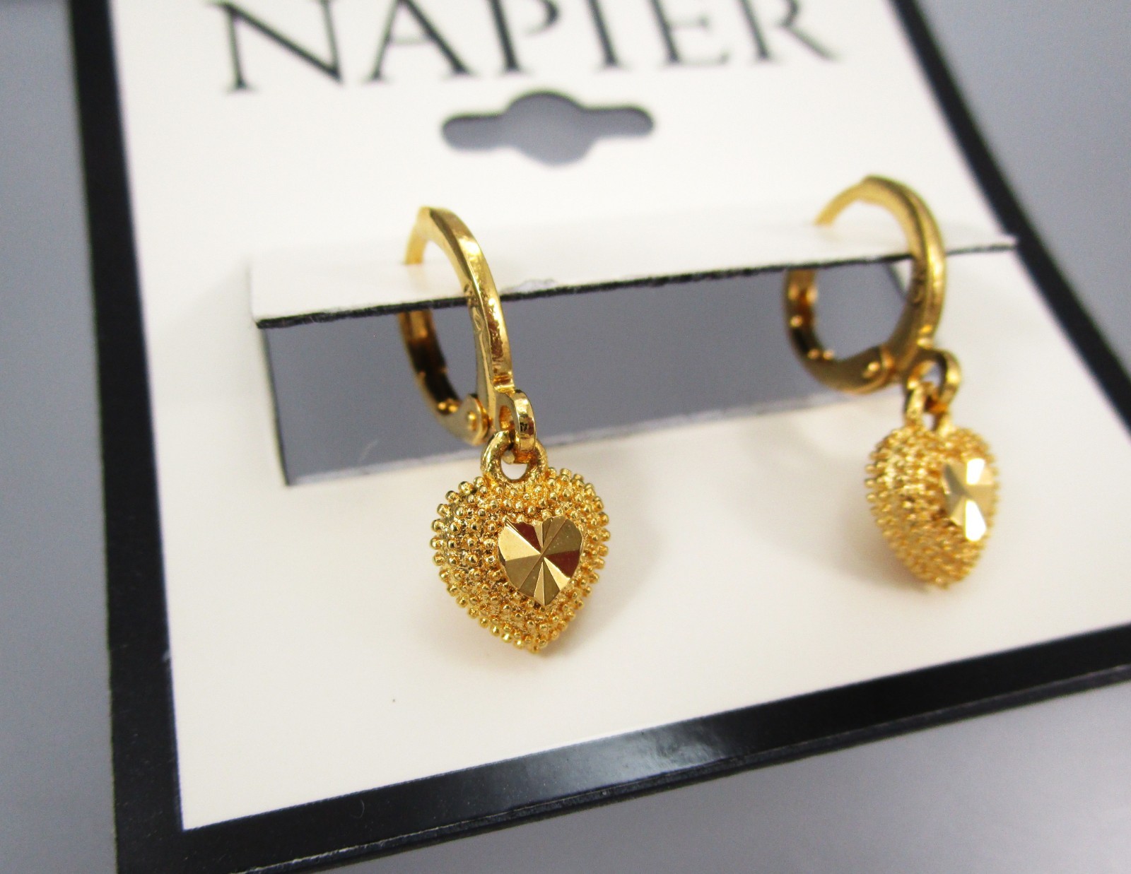 NWT NAPIER 3/4″ Gold Tone Dangling Etched Heart Leverback Pierced Earrings 179L