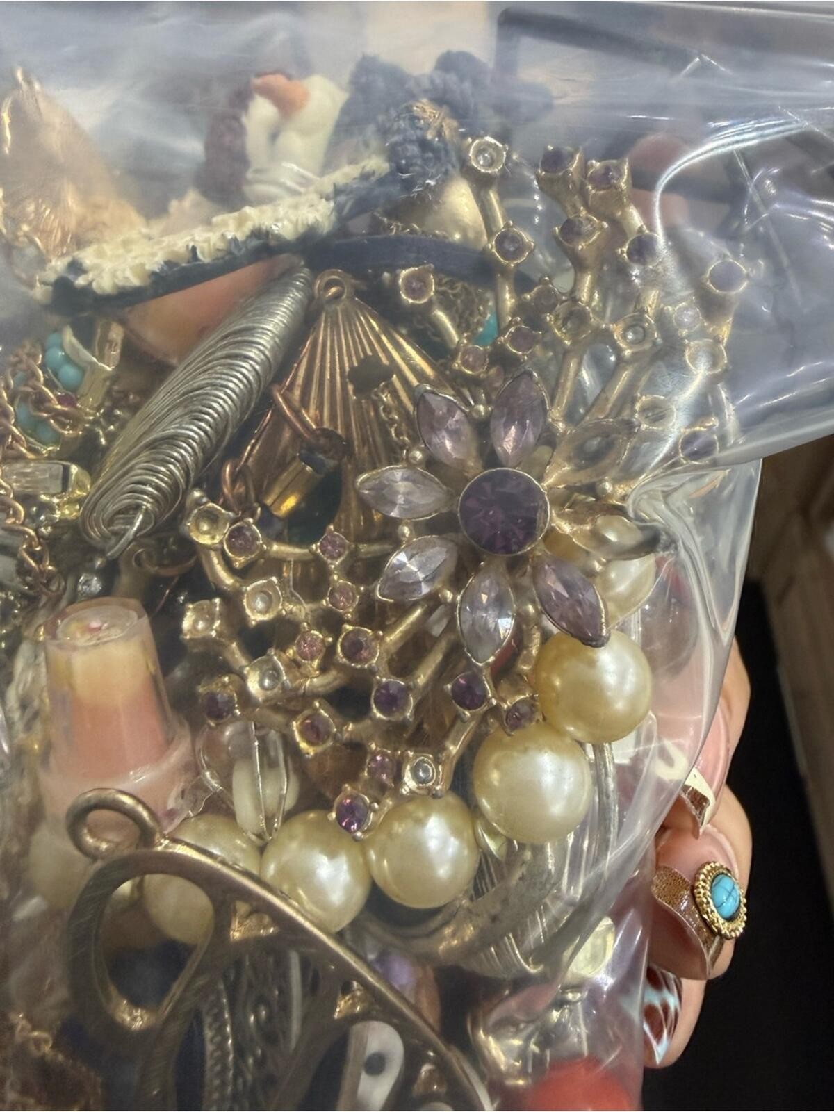Vintage Mix Estate Jewelry Lot Silver Gold Tone Scrap Hobby Repair Mystery Bag