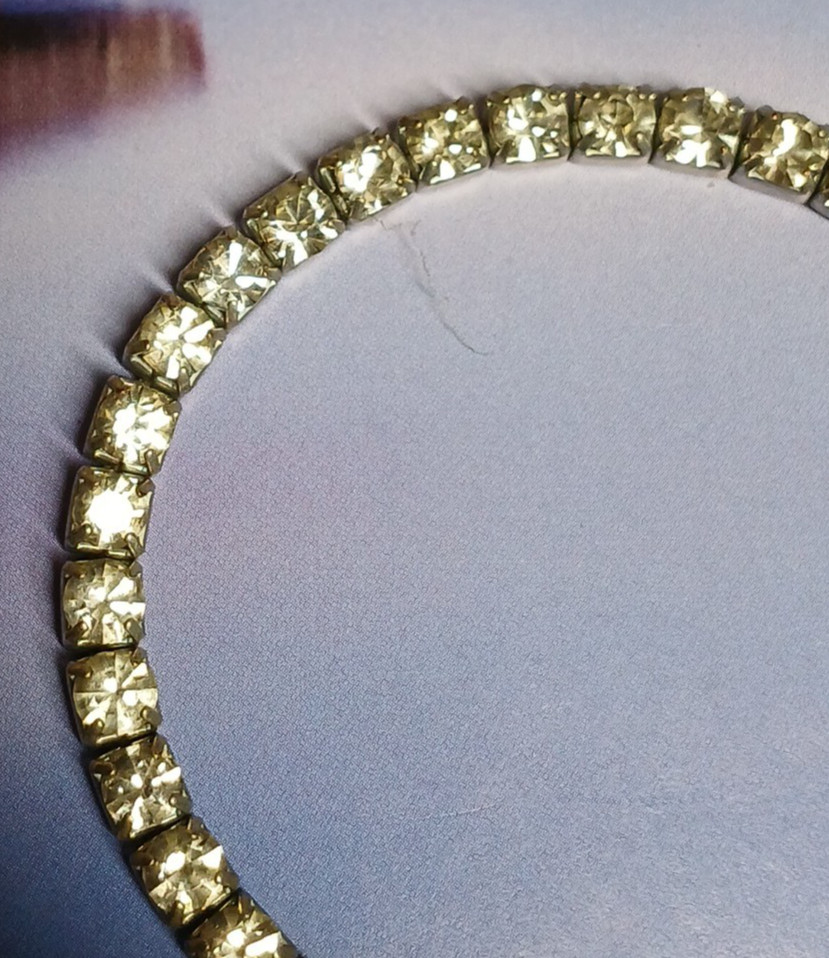 Silver Tone Round Clear Rhinetone Stretch Bracelet