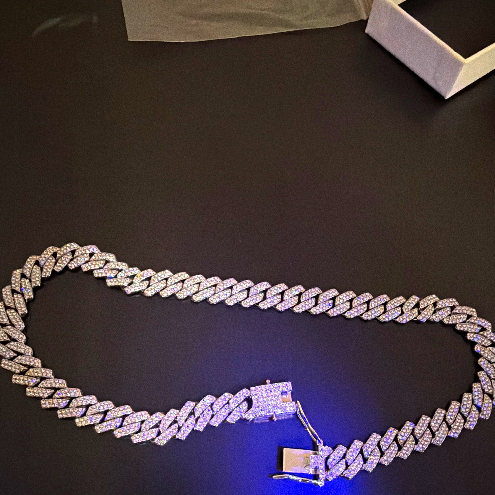 Silver Tone Cuban Link Chain Necklace Pavé Rhinestone Crystal Box Clasp 20in