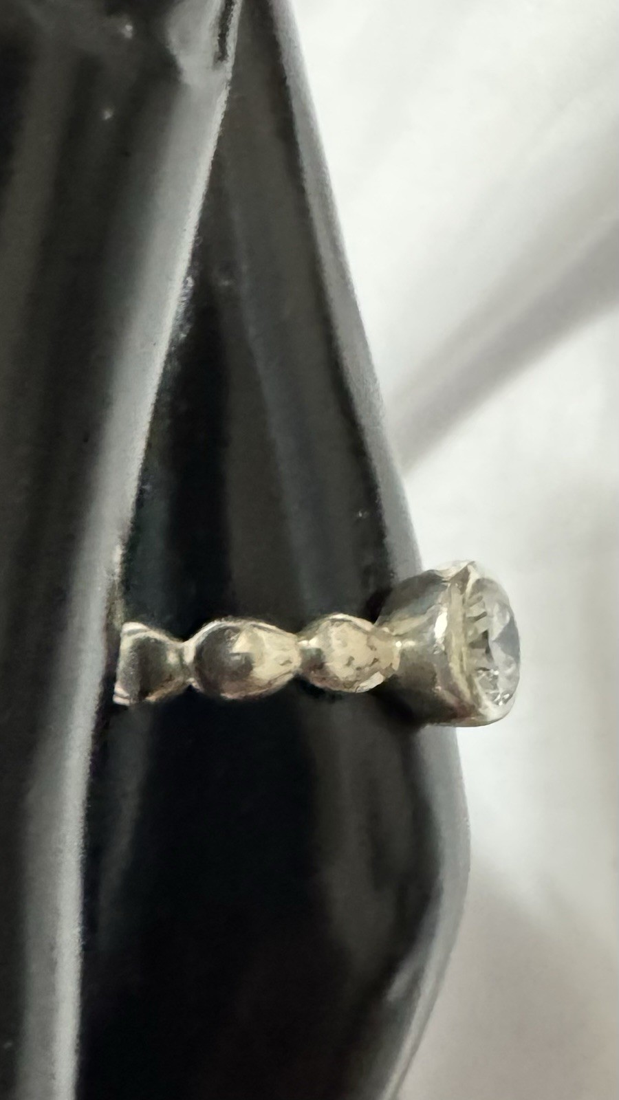 Sterling Silver Bezel-Set• Clear Round CZ Stone Beaded Band • Ring Size 5.75