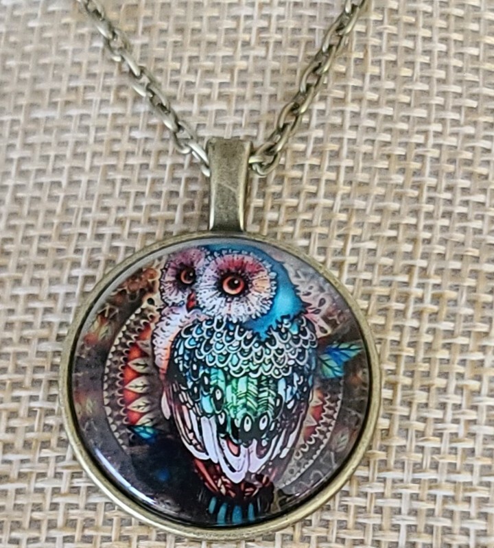 Handcrafted ~ Multi-colored OWL ~ Bronze Hardware ~ Alloy ~ 10.75″ Long Necklace
