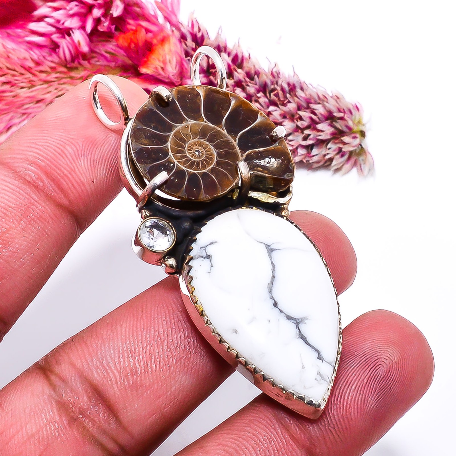 White Howlite & Ammonite – Fossil 925 Silver Pendant 1.76″ P10378114121