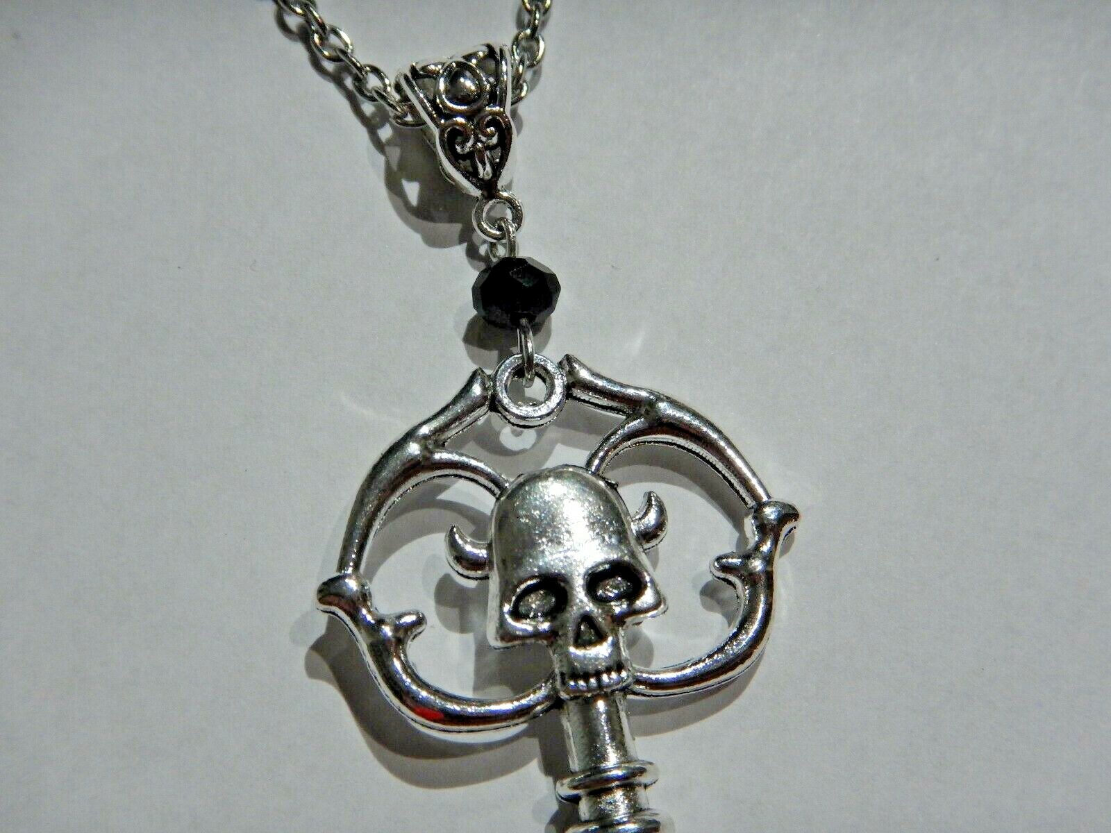 SILVER SKULL SKELETON KEY PENDANT NECKLACE gothic steampunk punk halloween P4