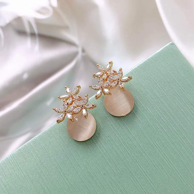 Flower Rhinestones Opal Stud Earrings for Women Small Exquisite Sweet Advanced E