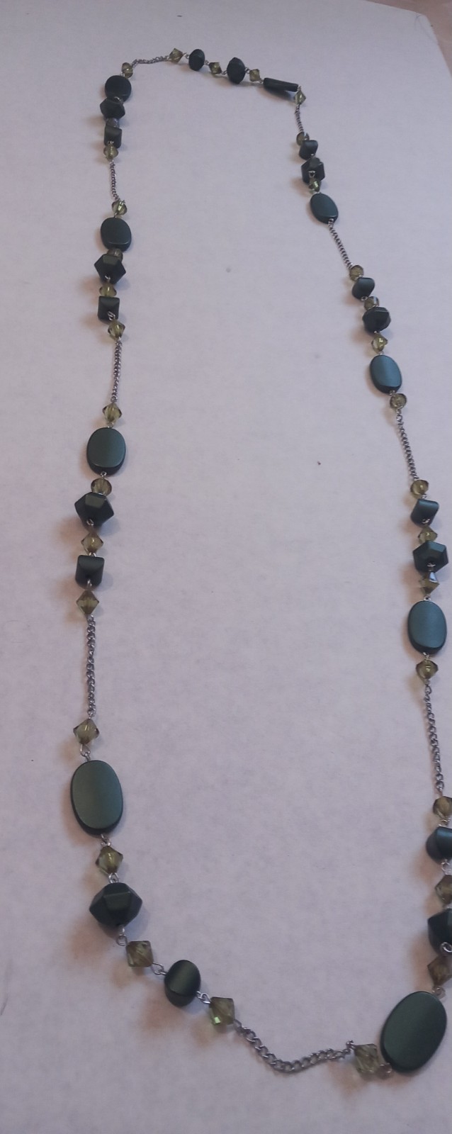 Long Olive Green & Black Bead Chain Necklace Fashion Costume Jewelry