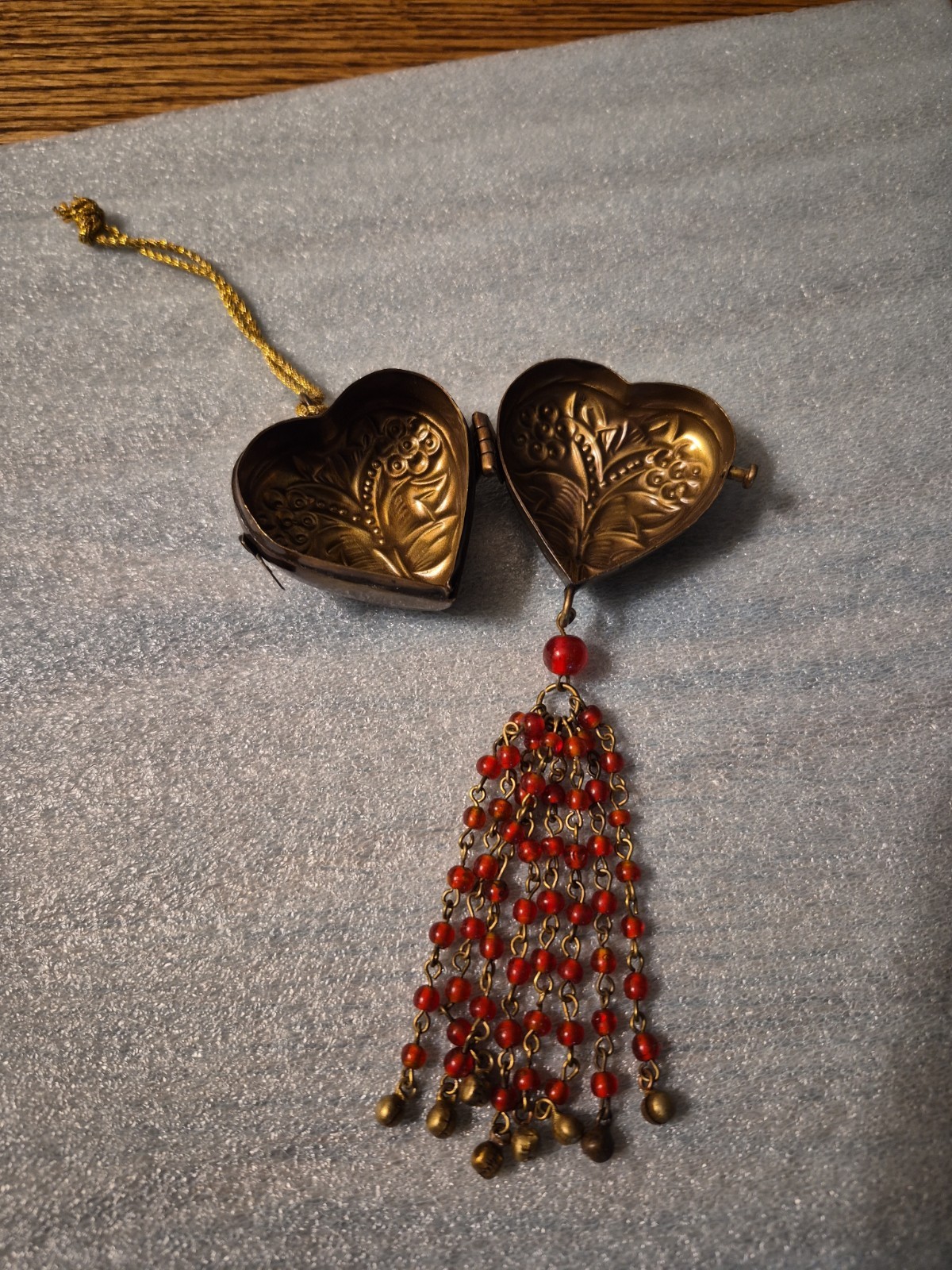 Vtg Brass 6″ Hanging Heart LOCKET with 3″ Beaded Tassel Beautiful!