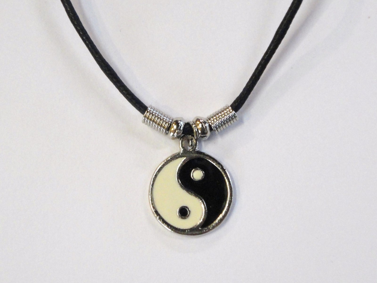 Yin Yang Cord Necklace 17in NIP