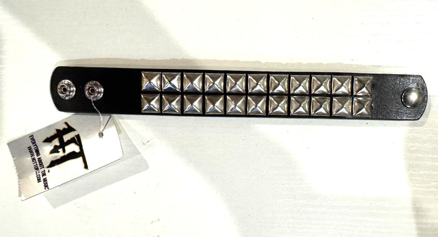 Studded Punk Cuff goth Vintage Hot Topic Leather Bracelet Stud Spike Y2K