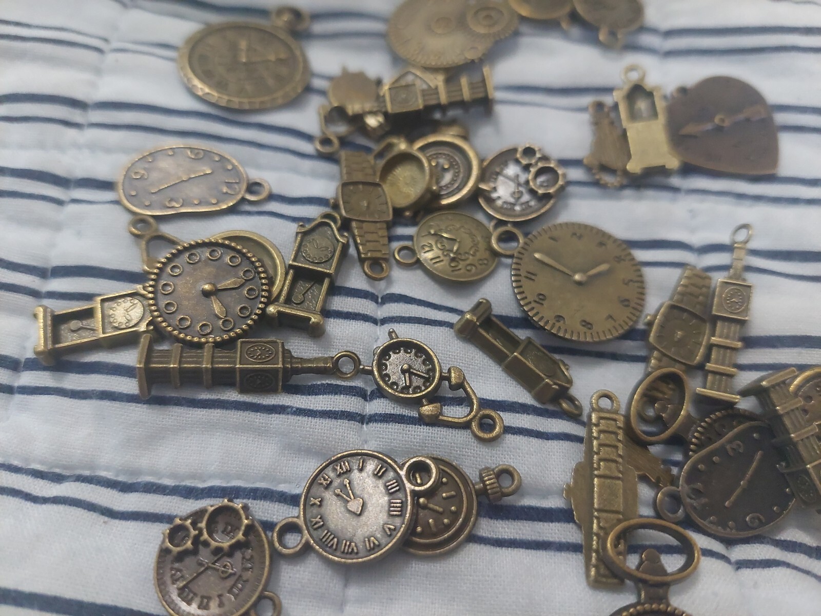 Steampunk Clock Charms Antiqued Bronze Watch Jewelry Supplies Mixed Lot 5pcs