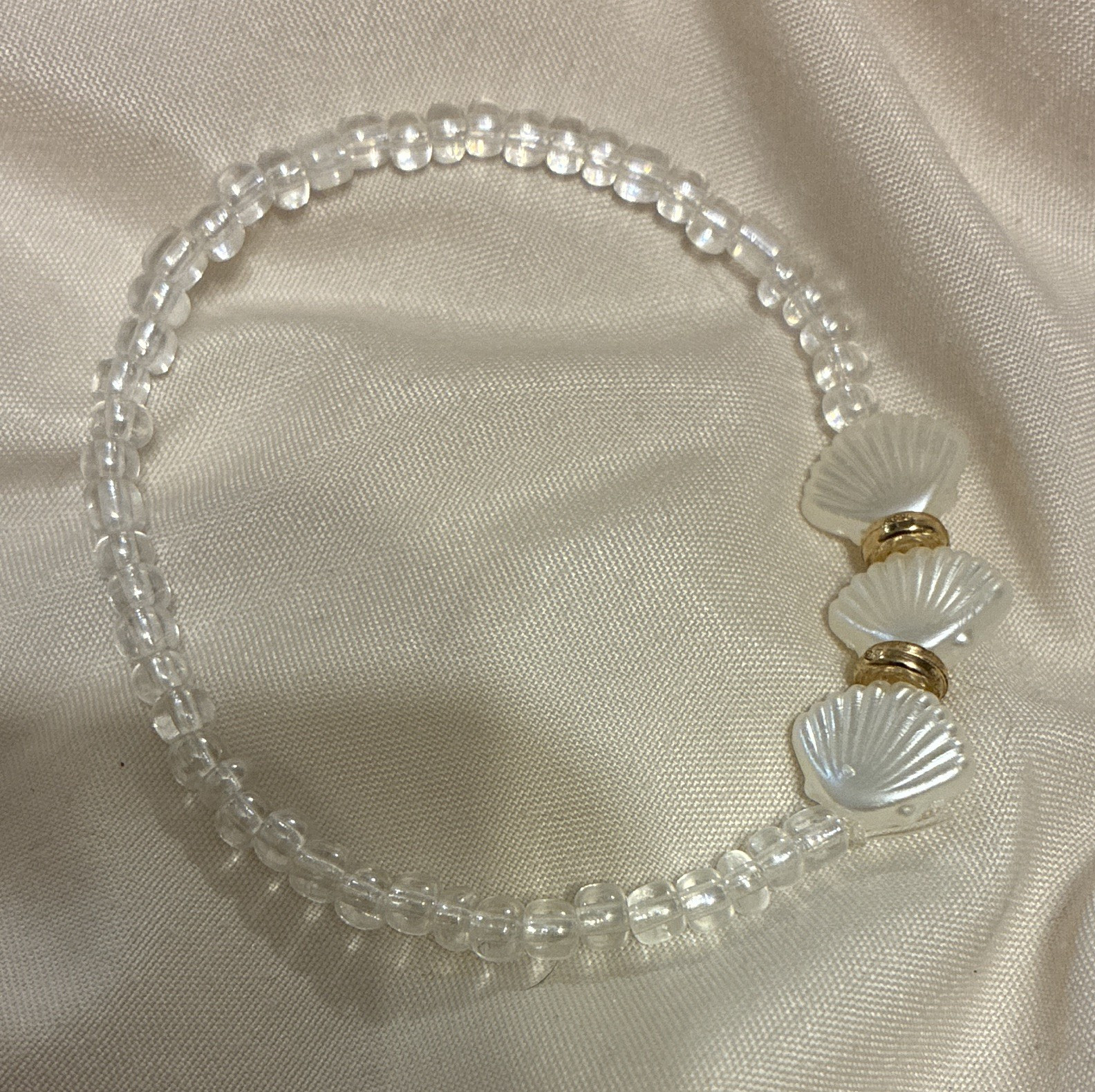 White Clear Gold seed beads, Beaded Charm Bracelet Shell Dangle Adjustable