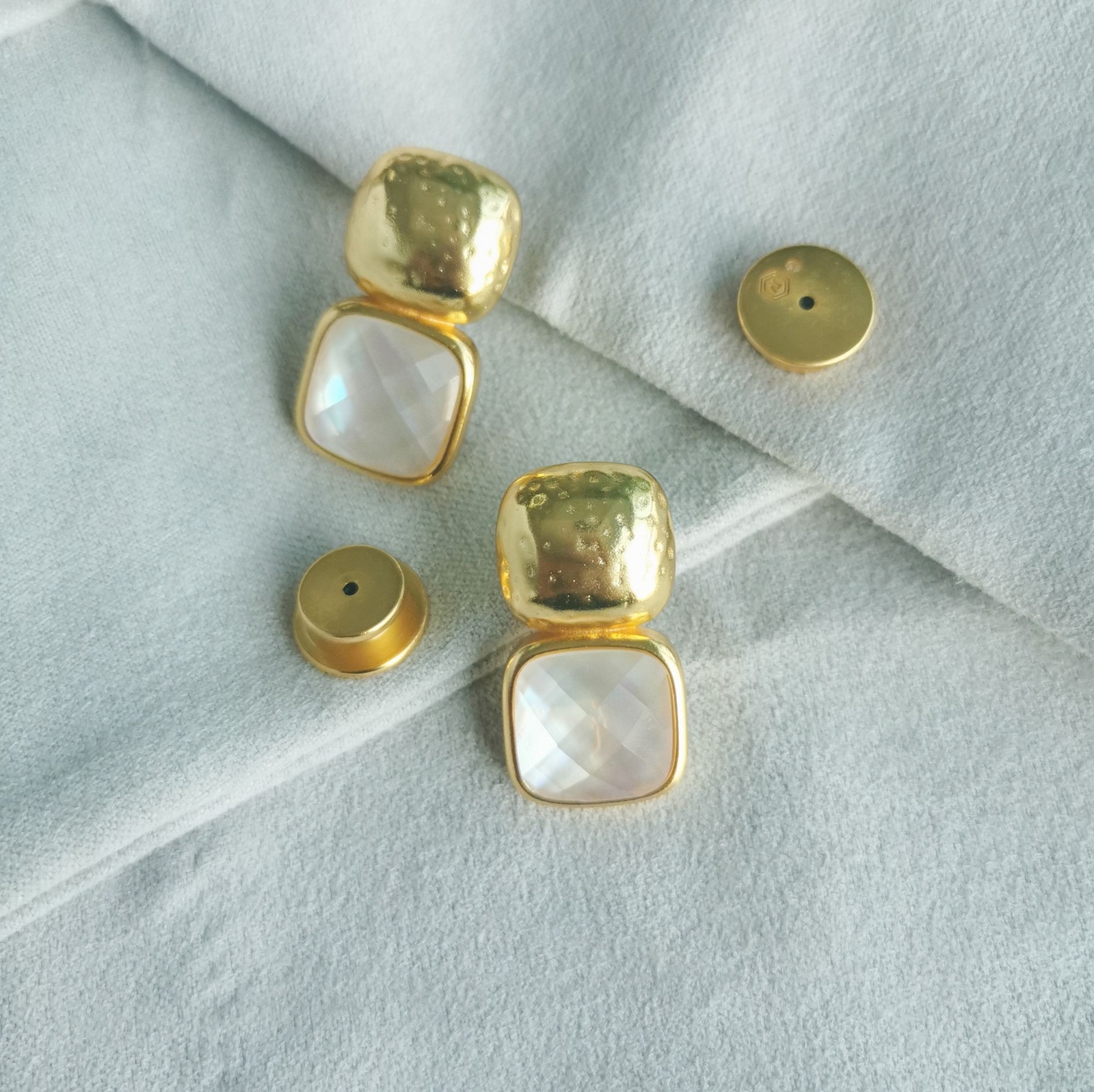 Julie Vos Catalina Gold Clear Crystal Earrings Without dust bag / card