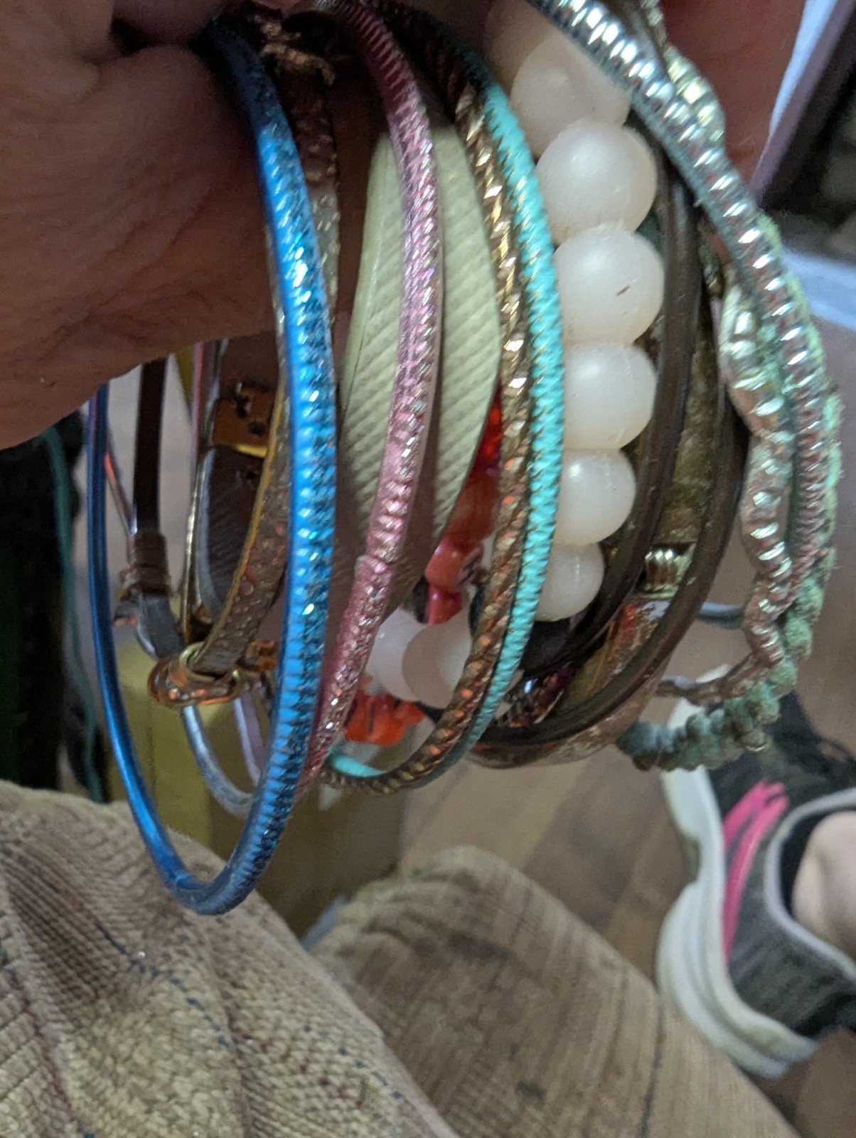 Various Color Size and Material Bracelets for Women