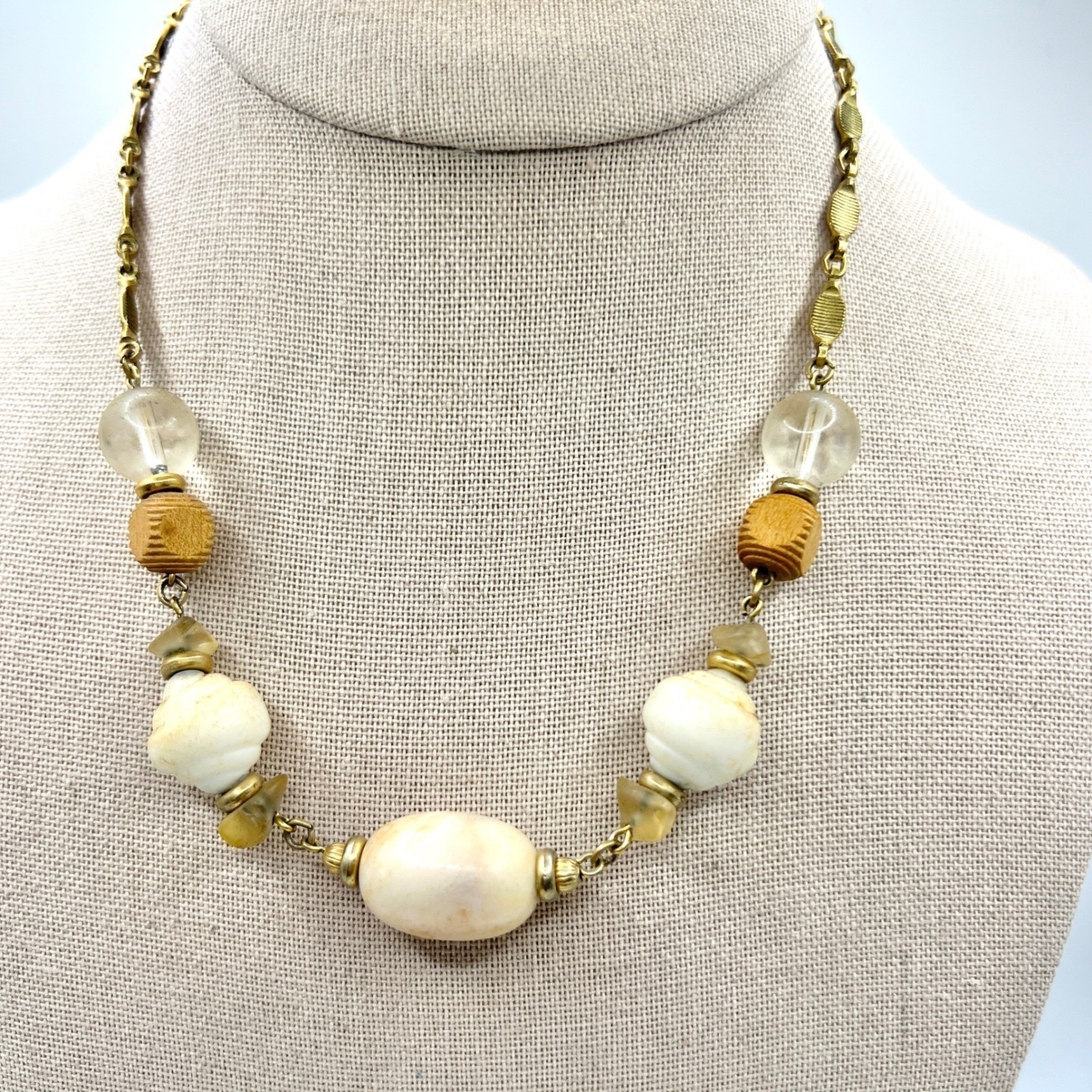 1928 Jewelry Co Mixed Media Stone Wood Glass Bead Gold Tone Necklace 16 Inch