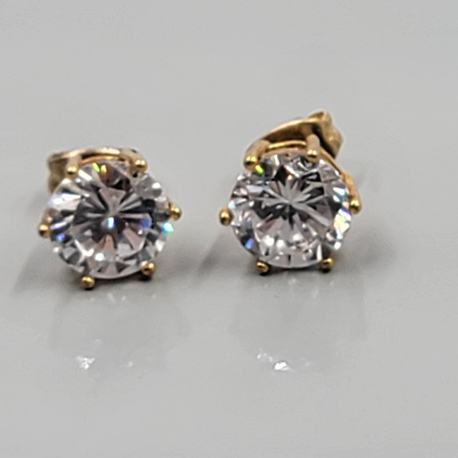 Cubic Zerconia Earrings Studs Gold Tone Solitaire