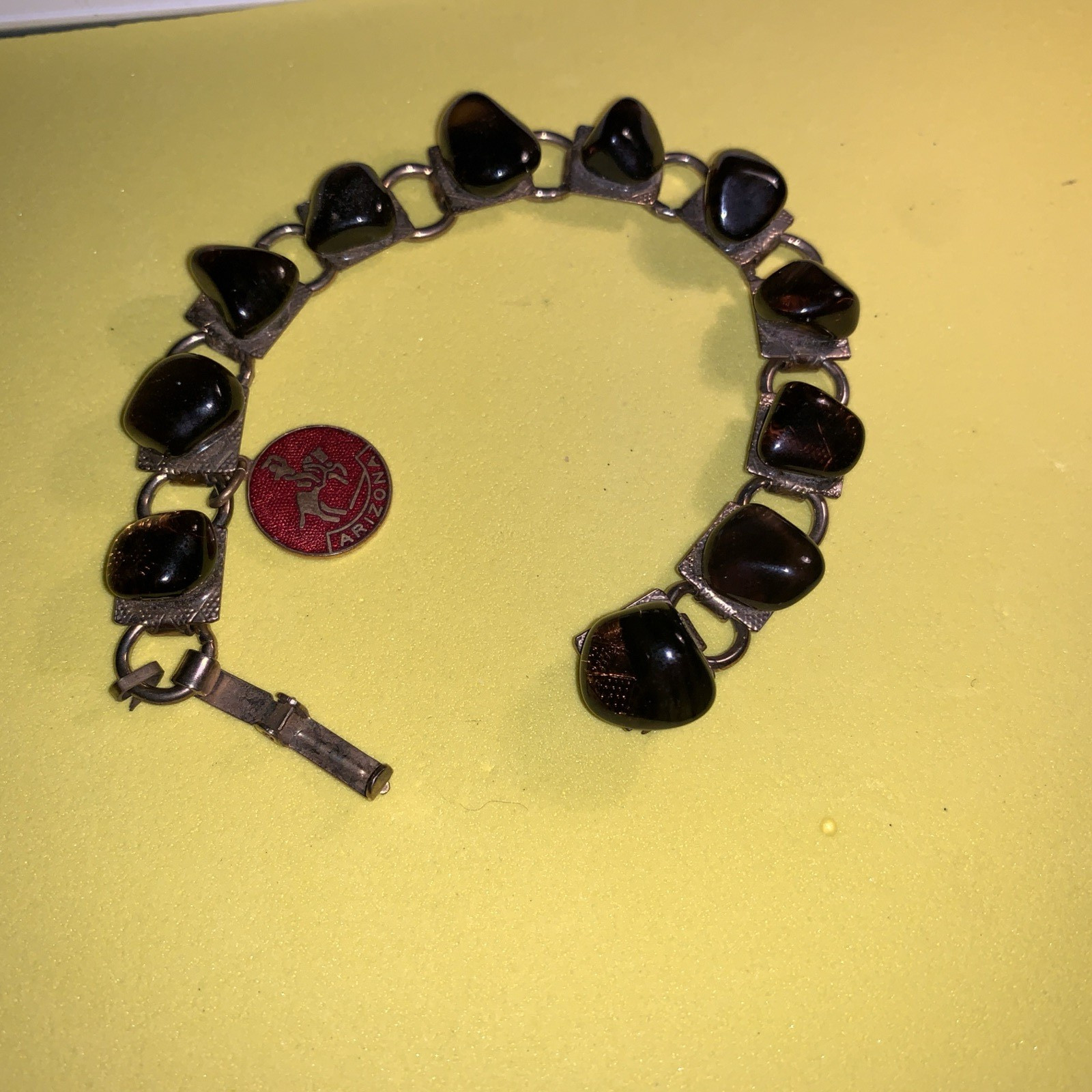 Bracelet + Arizona state charm + 11 clear brown stones n gold-tone (7 in.) Links