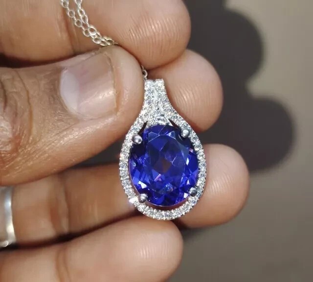 Oval Cut Simulated Blue Tanzanite Charm Pendant Chain In 14k White Gold Plated
