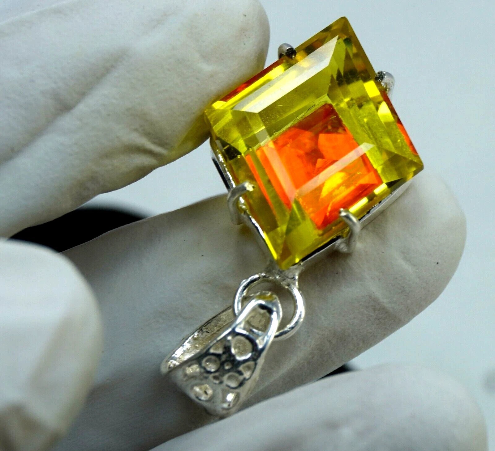 Fancy Natural 35.40 Ct Bi-Color Rare Pitambari Sapphire 925 Silver Pendant Gem