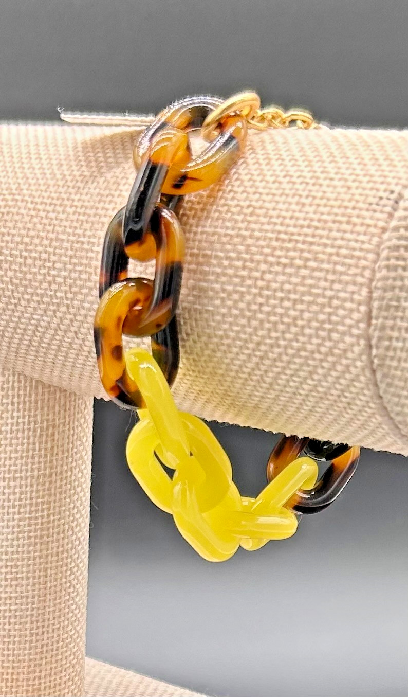 J Crew Tortoise Shell Yellow Acrylic Link Bracelet Gold Tone Chunky Signed NWT