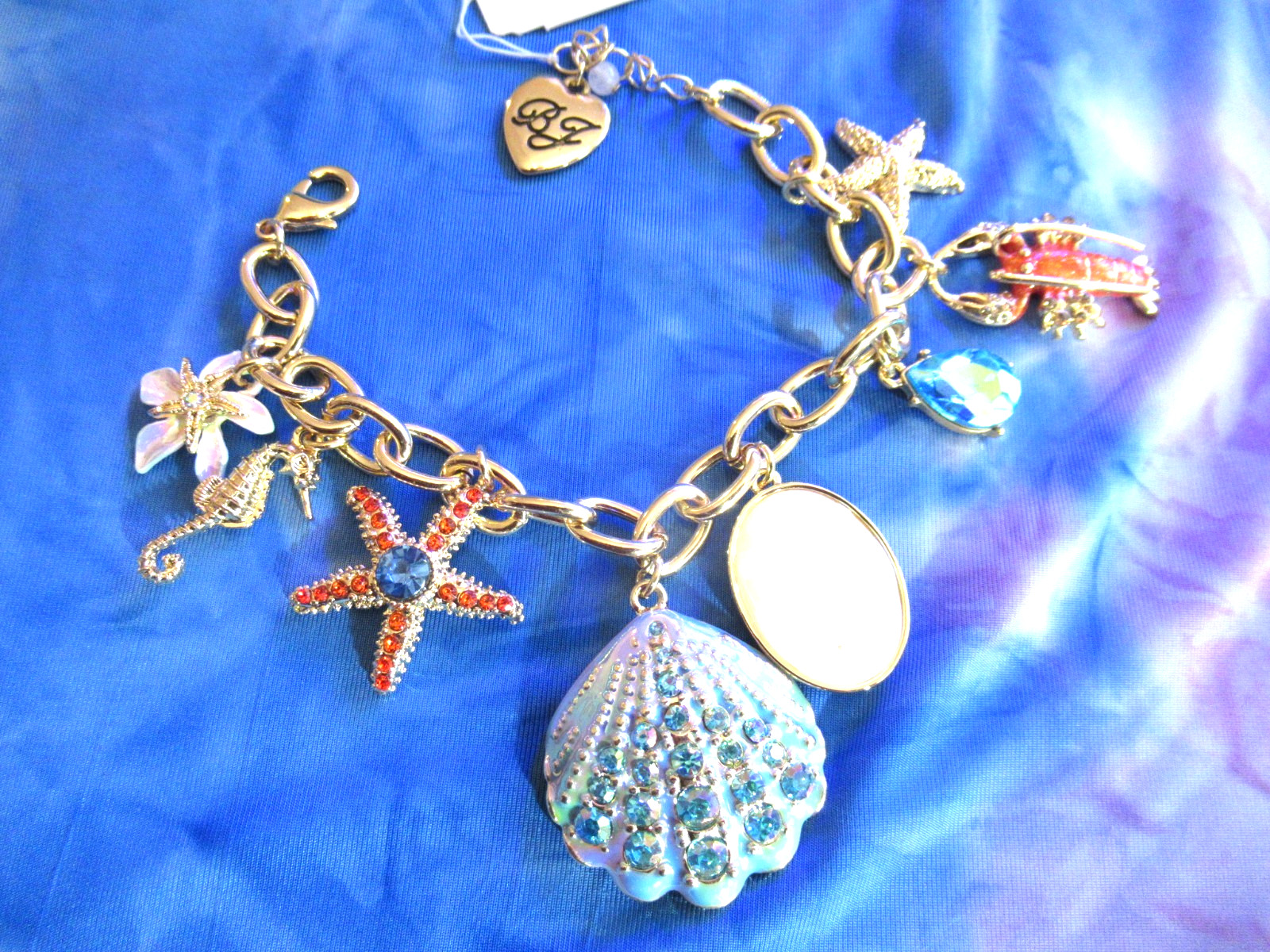 Betsey Johnson Gold Charm Sea Bracelet lobster, shell, starfish, Beach NWT