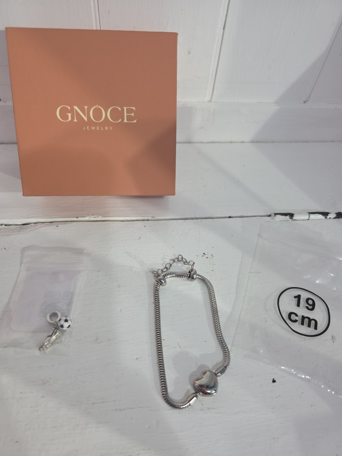 GNOCE Women’s Bracelet Charm Heart Snap Clasp Silver Soccer , Cleat Chain 19 cm