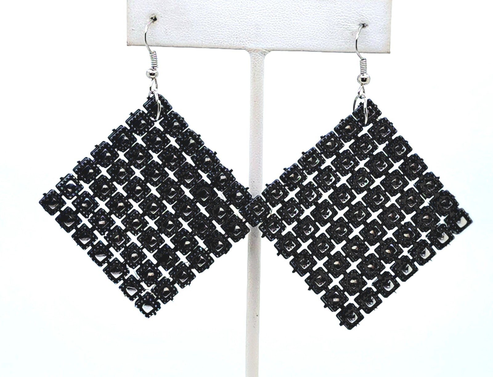 E001 Light weight Rhombus Shape black & silver drop fashion jewelry Earrings