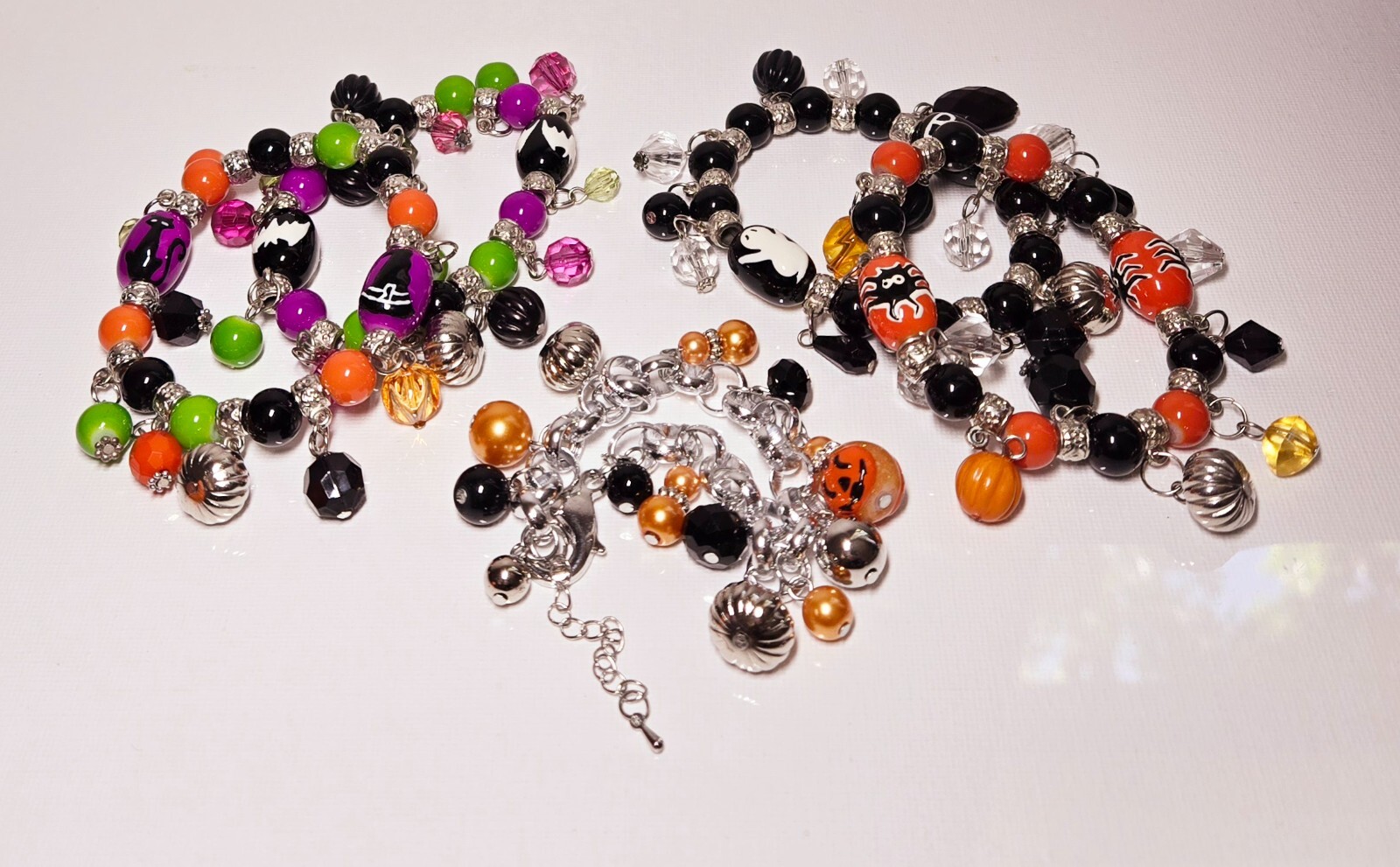 Halloween Bracelet Glass Beaded Stretch Bracelet Ghost Spooky Cat Bat Spooky 5